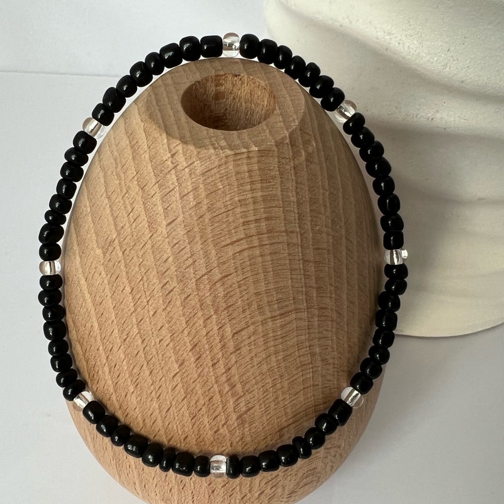 Stretch Beaded Anklet Black Size Small 8.25”